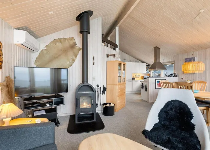 Aswith - 5m From The Sea By Interhome